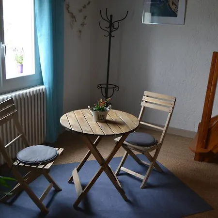 La Maison De Petronille Bed & Breakfast Soual